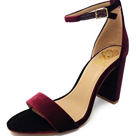Vince Camuto Shoes - NIB Vince Camuto Malissa Smooth Velvet Sandal